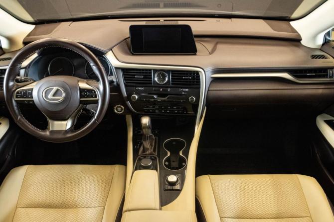 Lexus RX IV с пробегом 2018 года, цена 3 745 000 рублей, 55701 км, внедорожник, Автокод Объявления