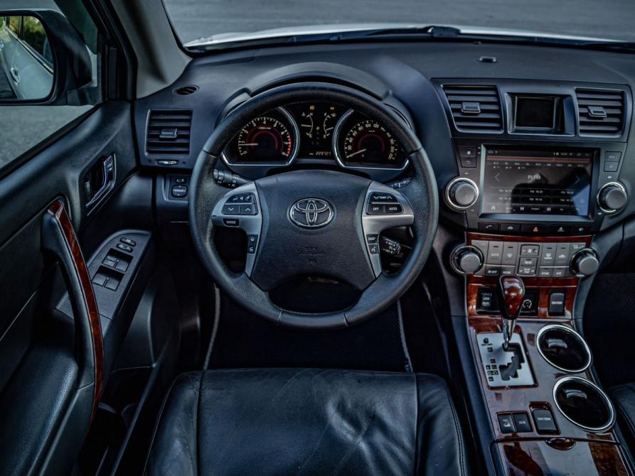 Toyota Highlander II (XU40) Рестайлинг Тюмень  - изображение 7