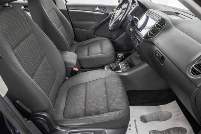 Volkswagen Tiguan I Рестайлинг с пробегом 2012 года, цена 1 299 000 рублей, 216000 км, внедорожник, Автокод Объявления
