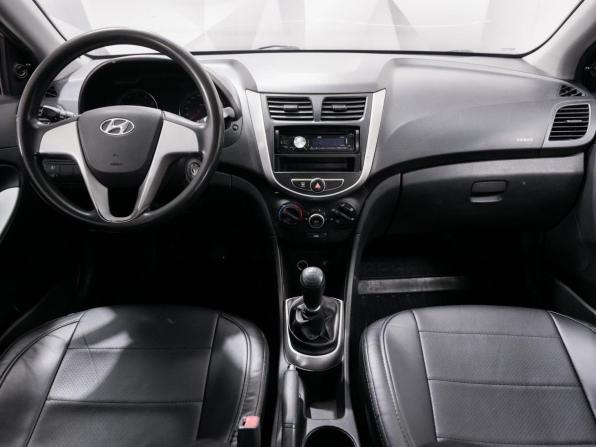 Hyundai Solaris I с пробегом 2014 года, цена 818 000 рублей, 151100 км, седан, Автокод Объявления