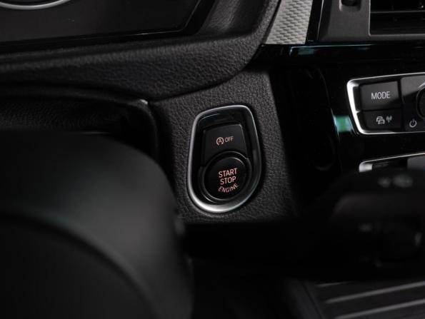 BMW 3 серии VI (F3x) Рестайлинг с пробегом 2016 года, цена 2 654 000 рублей, 130383 км, седан, Автокод Объявления