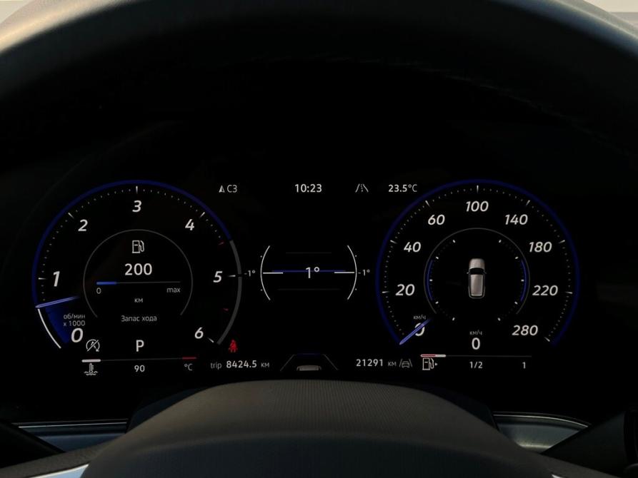 Volkswagen Touareg III Рестайлинг Санкт-Петербург  - изображение 34