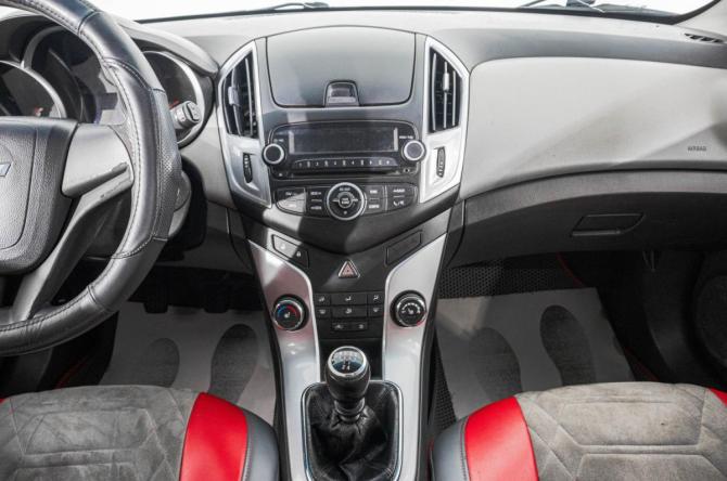 Chevrolet Cruze I с пробегом 2012 года, цена 759 000 рублей, 172000 км, хэтчбек, Автокод Объявления