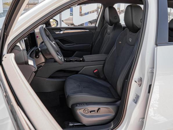 Volkswagen Tiguan III (China Market) с пробегом 2026 года, цена 4 770 000 рублей, 55 км, внедорожник, Автокод Объявления