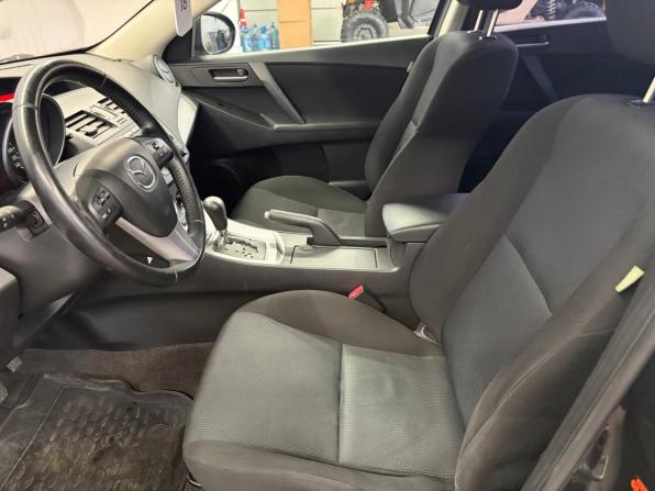 Mazda 3 II (BL) с пробегом 2010 года, цена 997 000 рублей, 85000 км, седан, Автокод Объявления