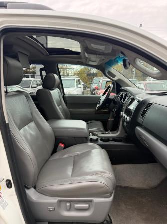 Toyota Sequoia II с пробегом 2010 года, цена 2 085 000 рублей, 454683 км, внедорожник, Автокод Объявления