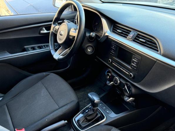 Kia Rio IV Рестайлинг с пробегом 2021 года, цена 1 785 000 рублей, 71510 км, хэтчбек, Автокод Объявления