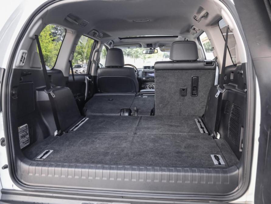 Toyota Land Cruiser Prado 150 Series Рестайлинг 1 Санкт-Петербург  - изображение 37