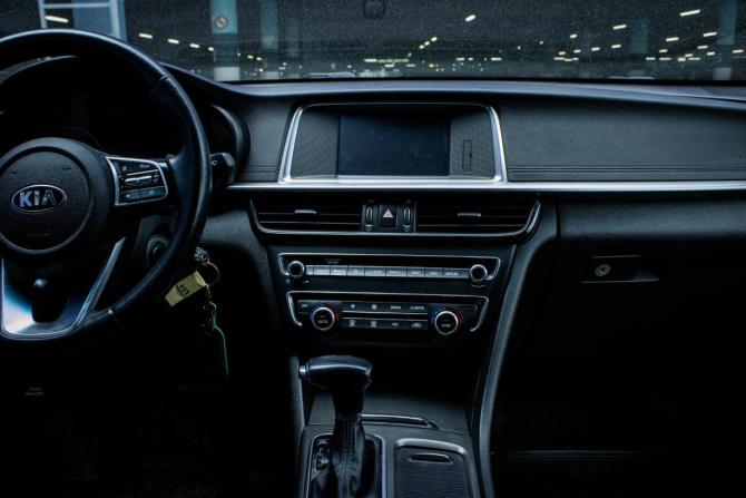 Kia Optima IV Рестайлинг с пробегом 2019 года, цена 1 999 000 рублей, 122776 км, седан, Автокод Объявления