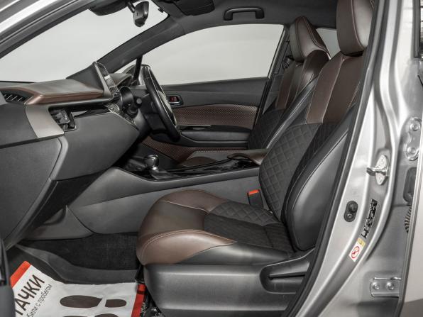 Toyota C-HR I с пробегом 2018 года, цена 1 845 000 рублей, 45406 км, внедорожник, Автокод Объявления