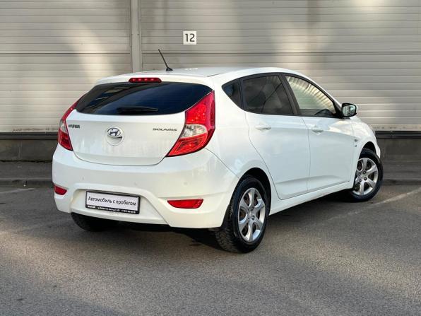 Hyundai Solaris I с пробегом 2013 года, цена 799 000 рублей, 142236 км, хэтчбек, Автокод Объявления