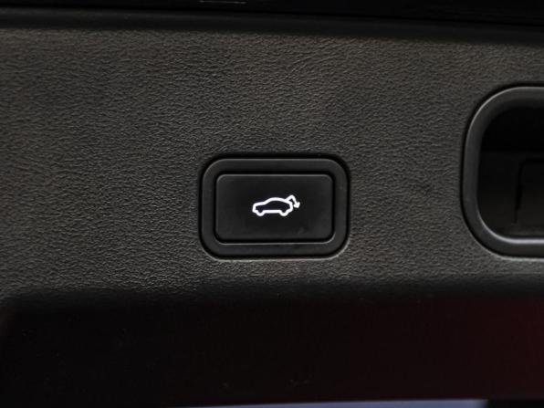 Geely Atlas II с пробегом 2024 года, цена 2 498 000 рублей, 63000 км, внедорожник, Автокод Объявления