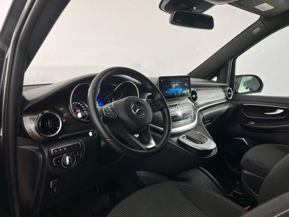 Mercedes-Benz V-Класс III (W447) Рестайлинг с пробегом 2021 года, цена 6 450 000 рублей, 79430 км, минивэн, Автокод Объявления
