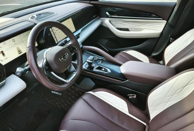 Geely Monjaro I с пробегом 2022 года, цена 3 099 000 рублей, 62190 км, внедорожник, Автокод Объявления