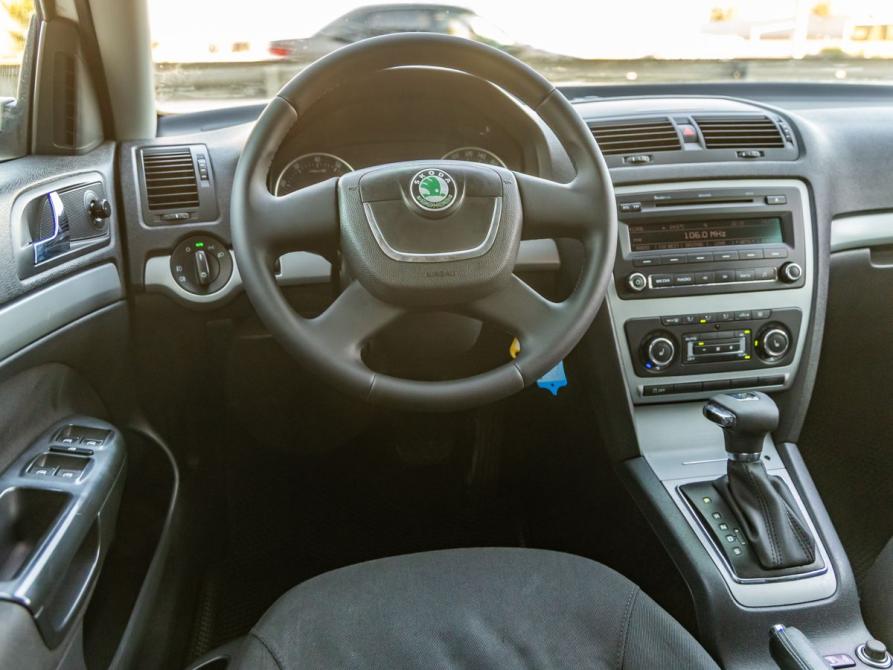 Skoda Octavia II (A5) Рестайлинг Волгоград  - изображение 14