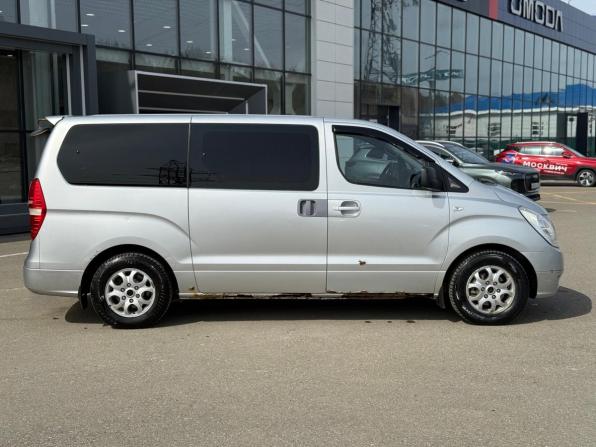 Hyundai Grand Starex I с пробегом 2009 года, цена 689 000 рублей, 349214 км, минивэн, Автокод Объявления