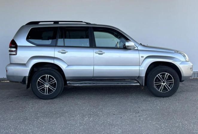 Toyota Land Cruiser Prado 120 Series Рестайлинг с пробегом 2007 года, цена 1 895 000 рублей, 180001 км, внедорожник, Автокод Объявления