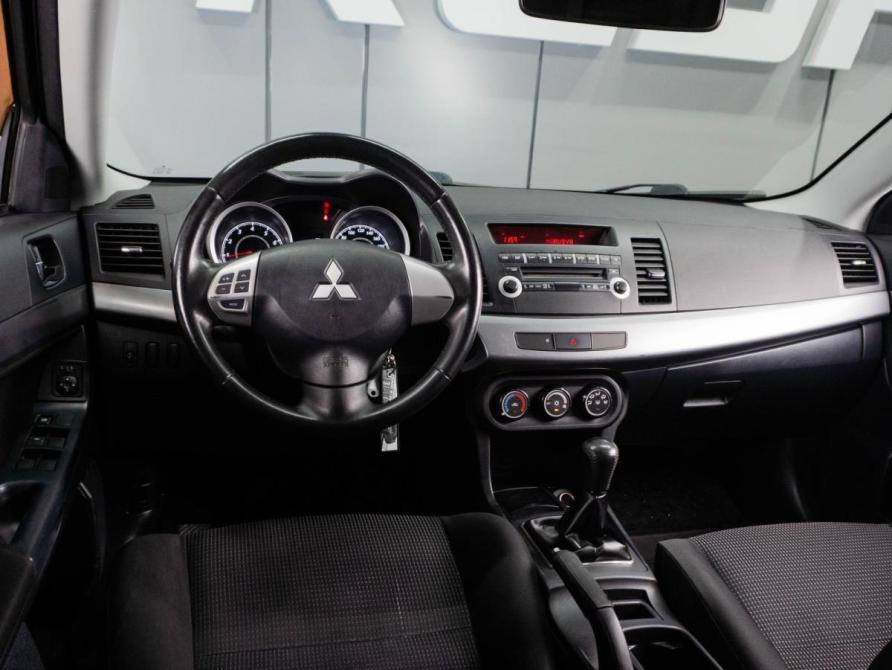 Mitsubishi Lancer X Рестайлинг Тюмень  - изображение 6
