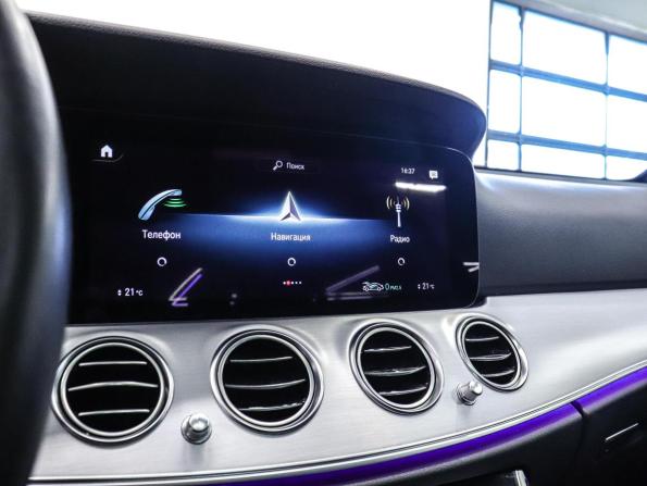 Mercedes-Benz E-Класс V (W213 S213 C238) Рестайлинг с пробегом 2021 года, цена 4 350 000 рублей, 52121 км, седан, Автокод Объявления