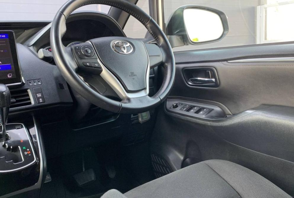 Toyota Esquire I Красноярск  - изображение 22