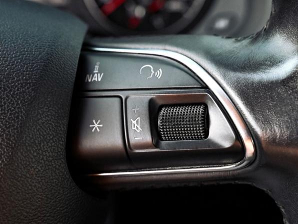 Audi Q3 I (8U) с пробегом 2013 года, цена 1 499 000 рублей, 229994 км, внедорожник, Автокод Объявления