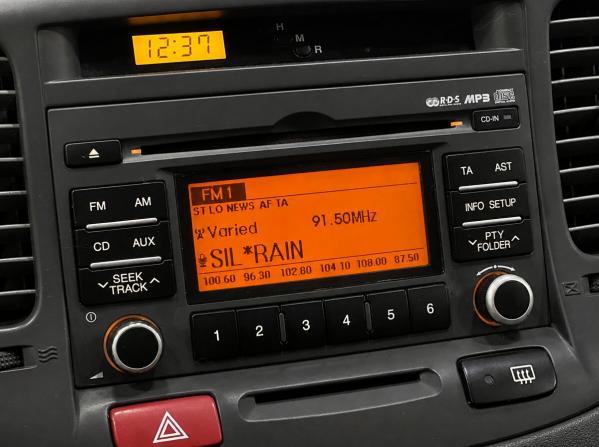 Kia Rio II с пробегом 2009 года, цена 590 000 рублей, 170022 км, хэтчбек, Автокод Объявления