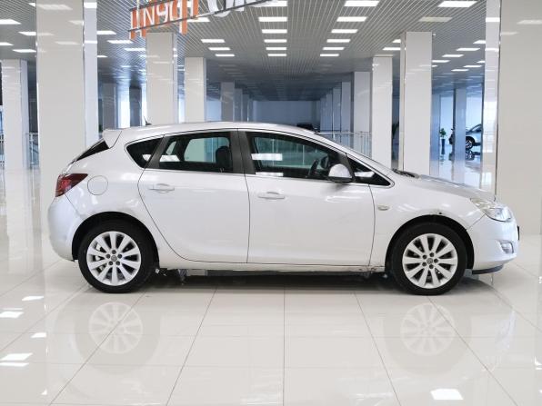 Opel Astra J с пробегом 2011 года, цена 514 000 рублей, 151359 км, хэтчбек, Автокод Объявления