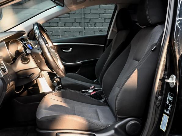 Hyundai i30 II с пробегом 2013 года, цена 900 000 рублей, 175336 км, хэтчбек, Автокод Объявления