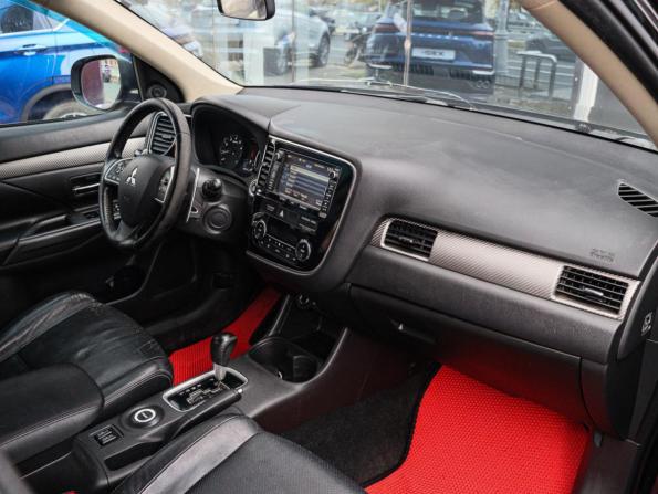 Mitsubishi Outlander III с пробегом 2012 года, цена 1 250 000 рублей, 245894 км, внедорожник, Автокод Объявления