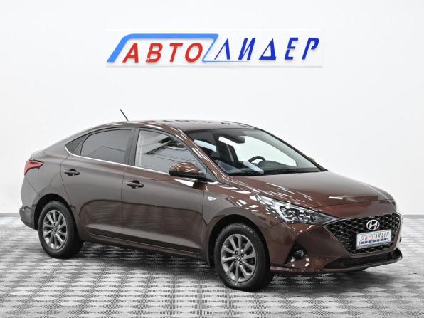 Hyundai Solaris II Рестайлинг с пробегом 2021 года, цена 859 000 рублей, 52000 км, седан, Автокод Объявления