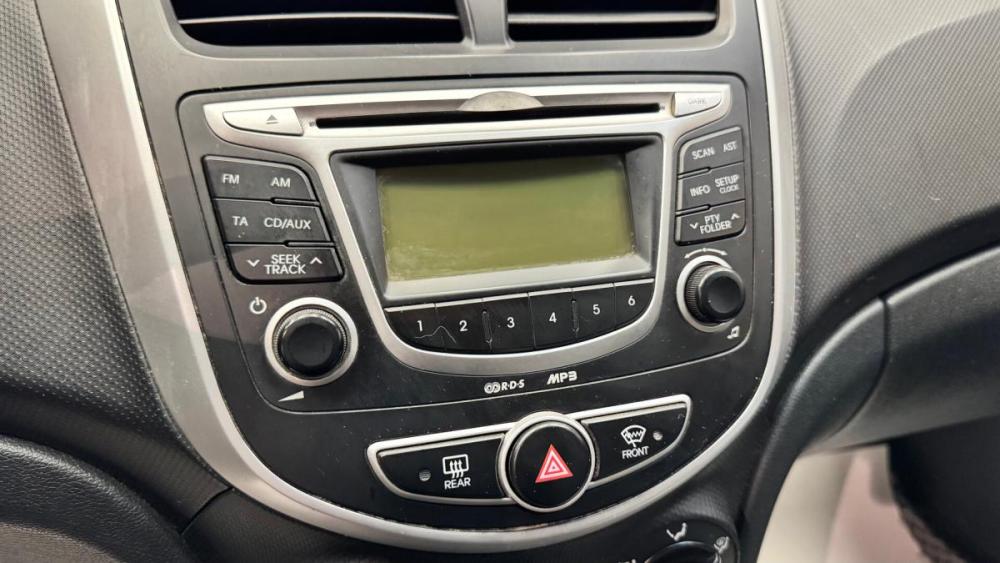 Hyundai Solaris I Киров  - изображение 15