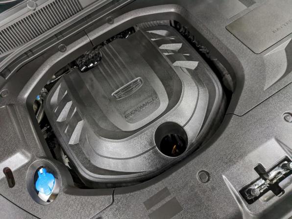 Geely Atlas Pro с пробегом 2023 года, цена 1 890 000 рублей, 53731 км, внедорожник, Автокод Объявления