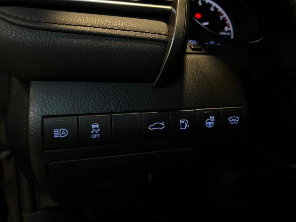Toyota Camry VIII (XV70) с пробегом 2018 года, цена 2 575 000 рублей, 166731 км, седан, Автокод Объявления