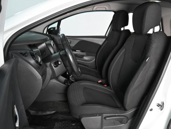 Renault Kaptur I с пробегом 2017 года, цена 1 430 000 рублей, 125505 км, внедорожник, Автокод Объявления