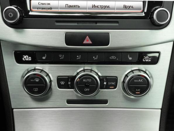 Volkswagen Passat B7 с пробегом 2012 года, цена 1 269 000 рублей, 157843 км, седан, Автокод Объявления