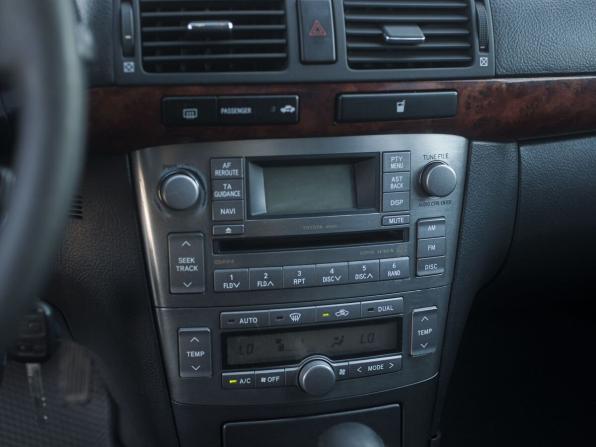 Toyota Avensis II с пробегом 2003 года, цена 650 000 рублей, 314672 км, седан, Автокод Объявления