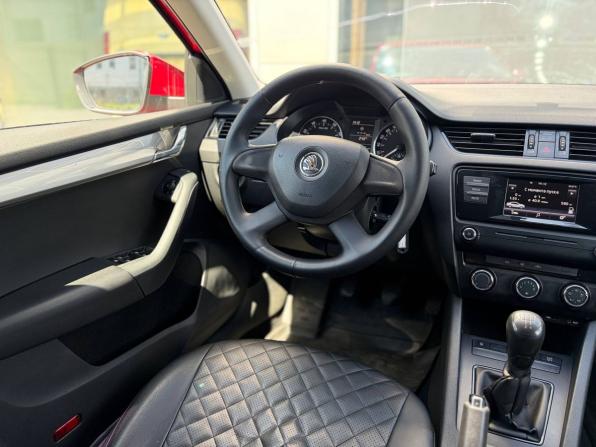 Skoda Octavia III (A7) с пробегом 2015 года, цена 725 000 рублей, 284500 км, лифтбек, Автокод Объявления