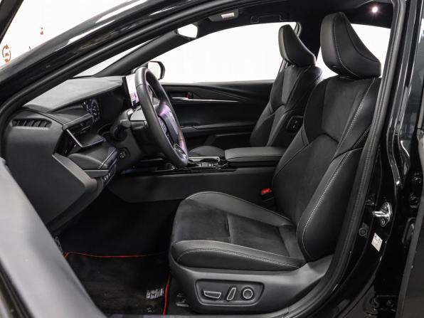 Toyota Camry IX (XV80) China Market с пробегом 2026 года, цена 3 999 000 рублей, 586 км, седан, Автокод Объявления