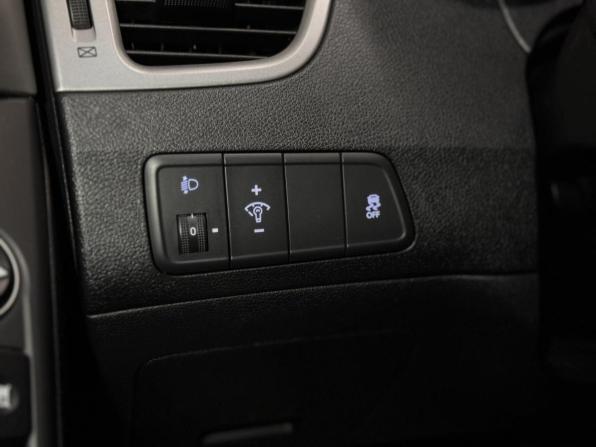 Hyundai Elantra V (MD) Рестайлинг с пробегом 2015 года, цена 1 399 000 рублей, 111991 км, седан, Автокод Объявления