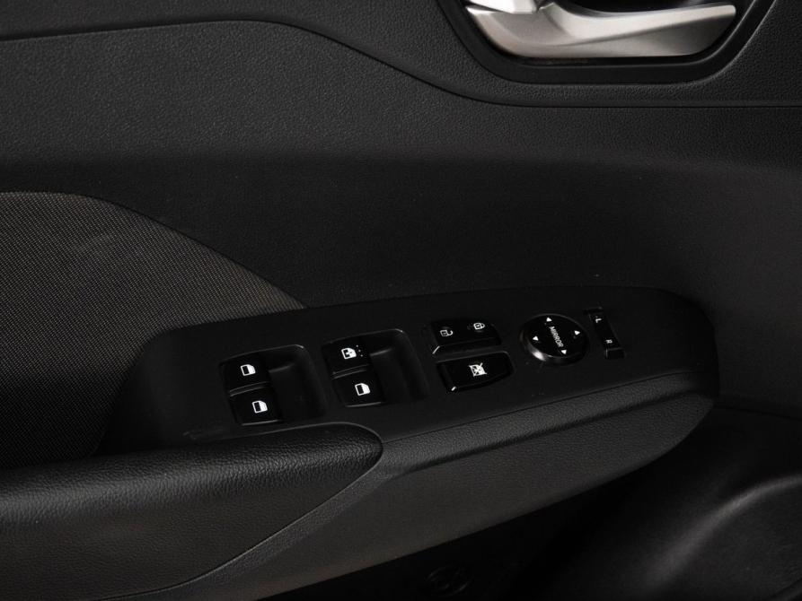 Hyundai Solaris II Казань  - изображение 16