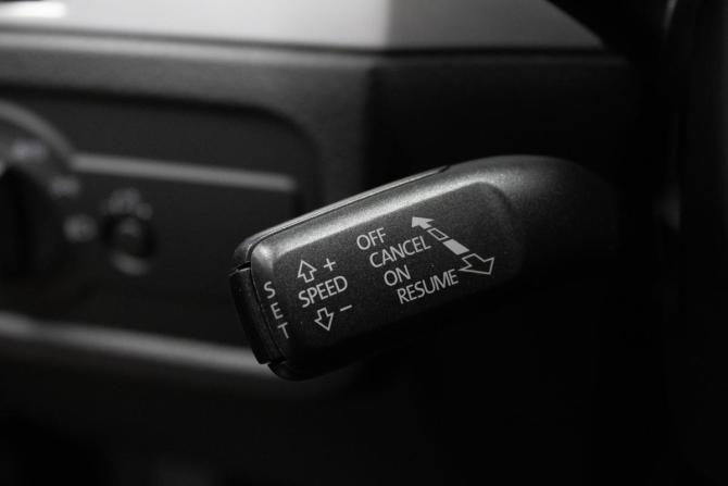 Volkswagen Touareg II Рестайлинг с пробегом 2017 года, цена 2 800 000 рублей, 189657 км, внедорожник, Автокод Объявления
