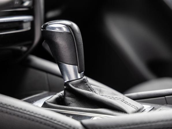Mazda 6 III (GJ) Рестайлинг с пробегом 2017 года, цена 2 178 000 рублей, 84400 км, седан, Автокод Объявления