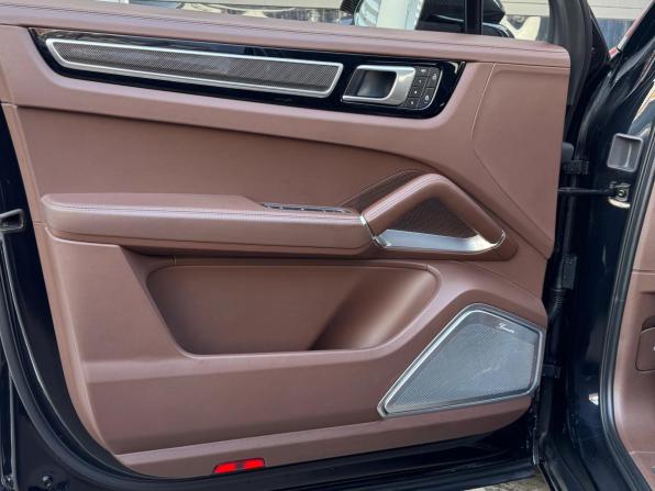Porsche Cayenne III с пробегом 2021 года, цена 13 500 000 рублей, 23774 км, внедорожник, Автокод Объявления