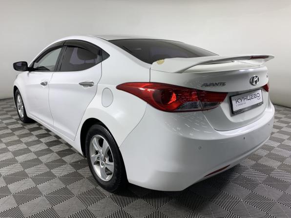 Hyundai Avante V с пробегом 2012 года, цена 715 000 рублей, 234306 км, седан, Автокод Объявления