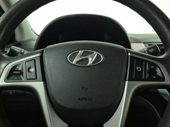 Hyundai Solaris I Рестайлинг с пробегом 2015 года, цена 800 000 рублей, 162097 км, седан, Автокод Объявления