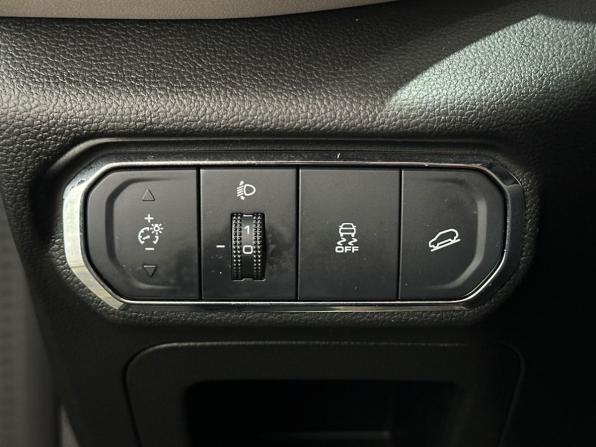 Haval Jolion I с пробегом 2023 года, цена 1 845 000 рублей, 60139 км, внедорожник, Автокод Объявления