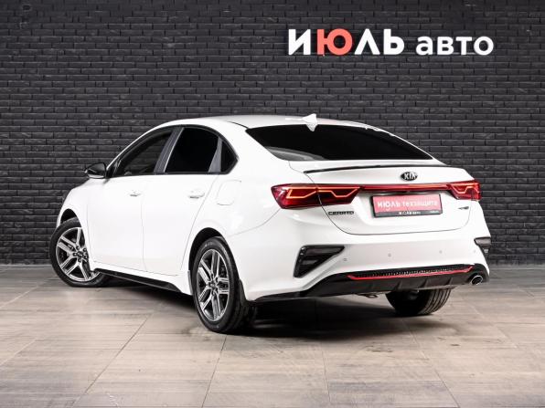Kia Cerato IV с пробегом 2021 года, цена 2 128 000 рублей, 83979 км, седан, Автокод Объявления