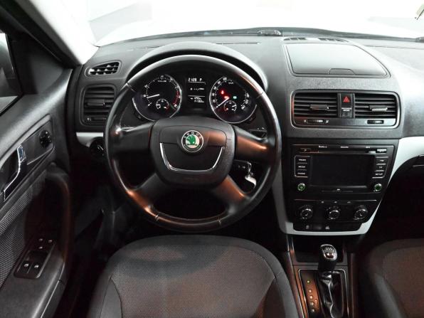 Skoda Yeti I с пробегом 2013 года, цена 1 100 000 рублей, 141383 км, внедорожник, Автокод Объявления