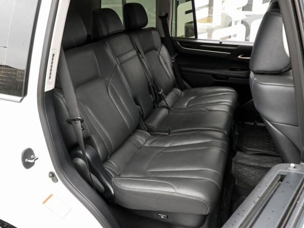 Lexus LX III Рестайлинг 2 с пробегом 2021 года, цена 9 987 400 рублей, 118737 км, внедорожник, Автокод Объявления