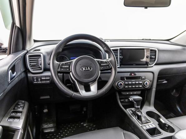 Kia Sportage IV Рестайлинг с пробегом 2018 года, цена 2 188 000 рублей, 83940 км, внедорожник, Автокод Объявления